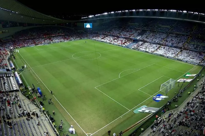 ملعب هزاع بن زايد